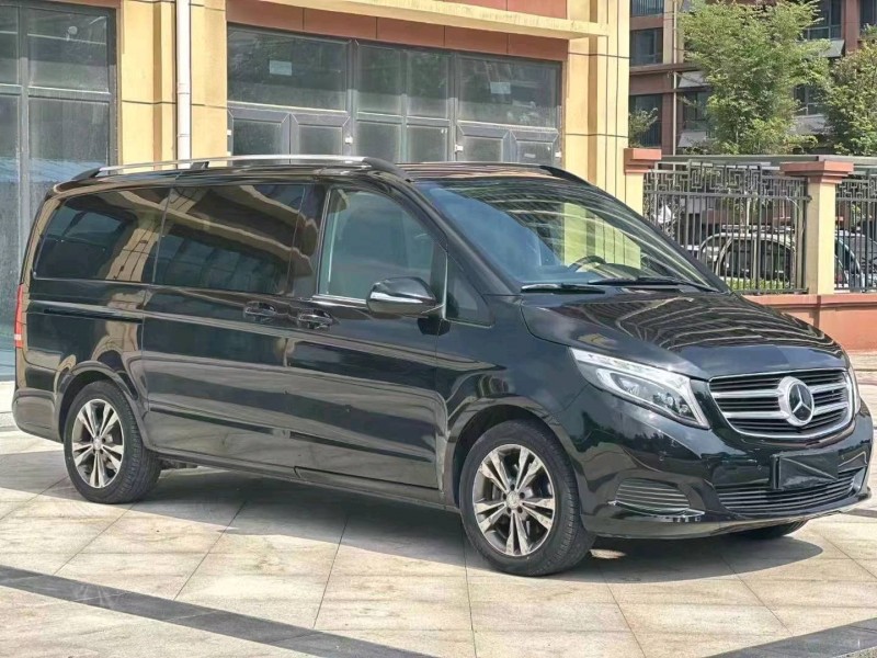 济宁18年奔驰V2