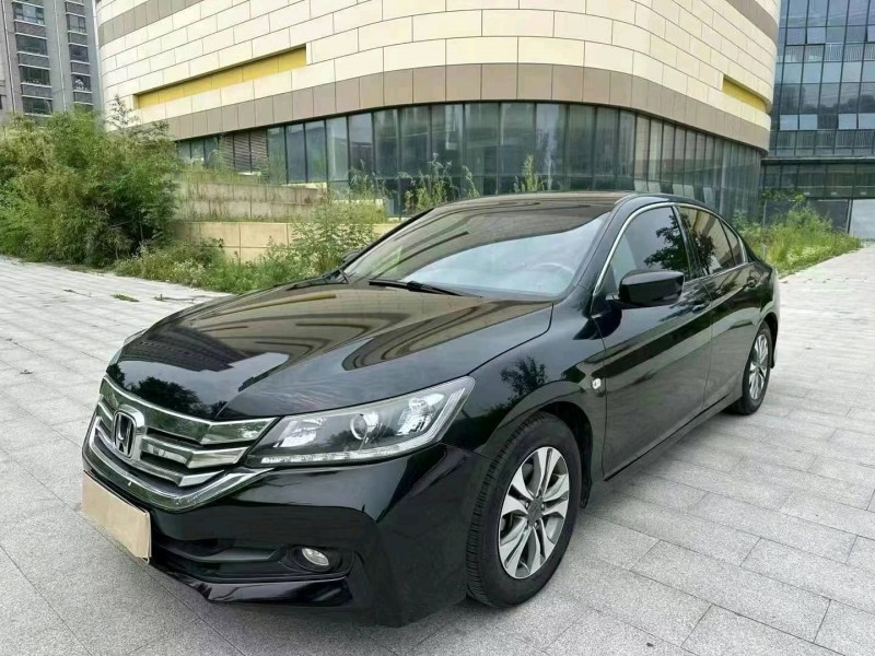 烟台16年本田雅阁2