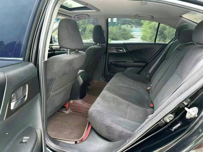 烟台16年本田雅阁4