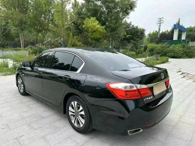 烟台16年本田雅阁8