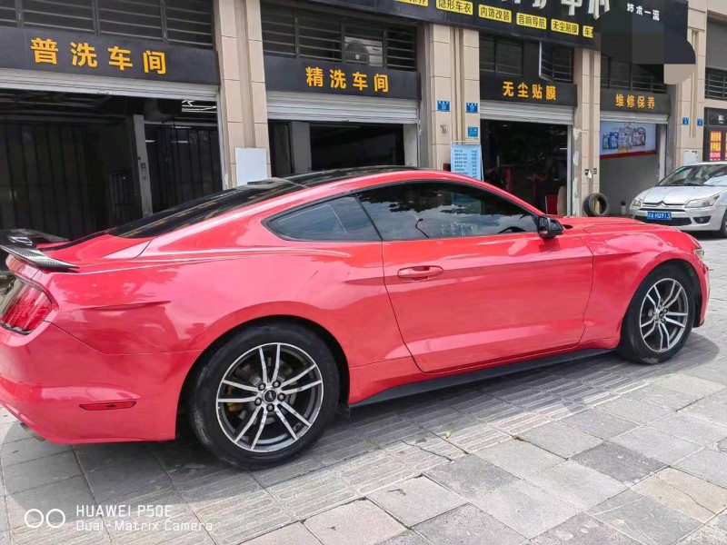 郑州16年福特野马2