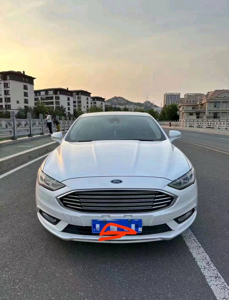 青岛17年福特蒙迪欧1