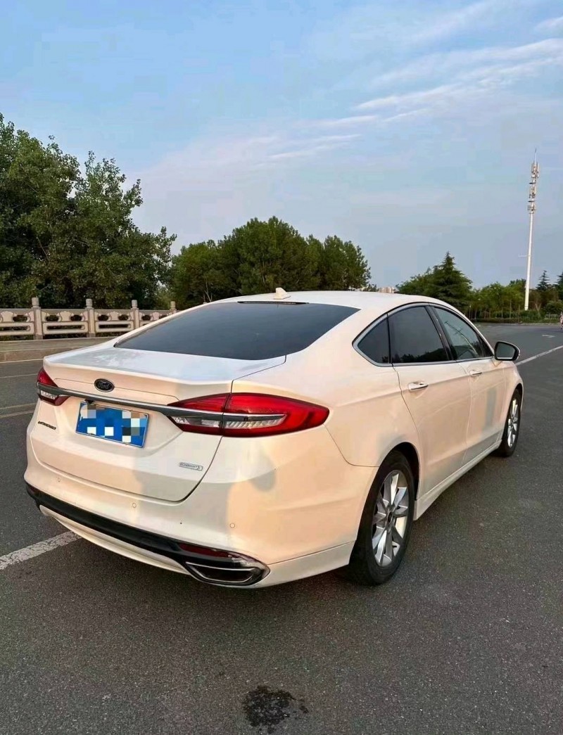 青岛17年福特蒙迪欧5