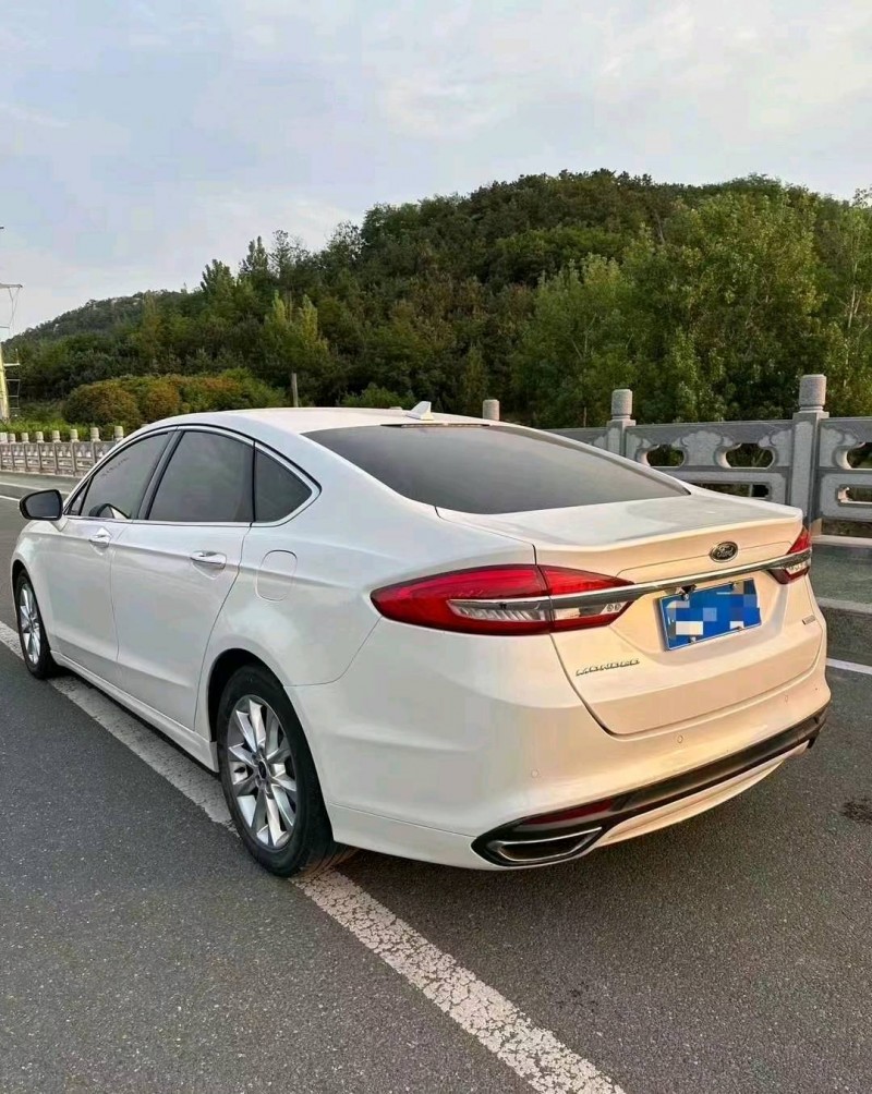 青岛17年福特蒙迪欧6