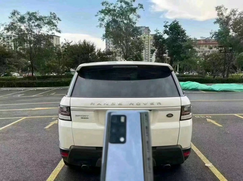 烟台14年路虎揽胜运动3