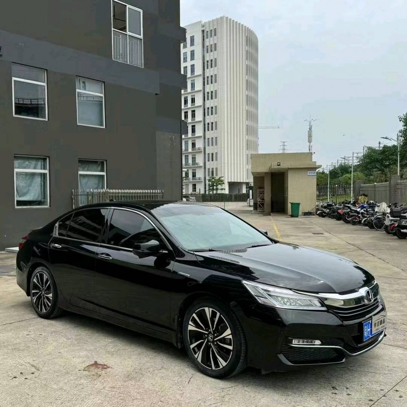 佛山17年本田雅阁2