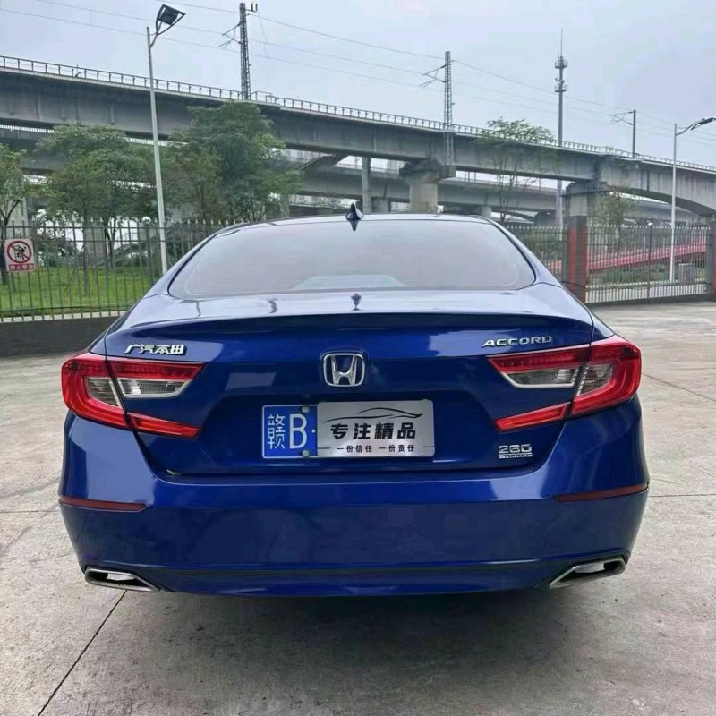 佛山18年本田雅阁9