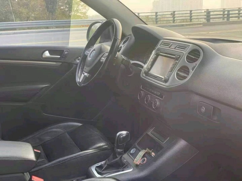 潍坊15年大众途观6