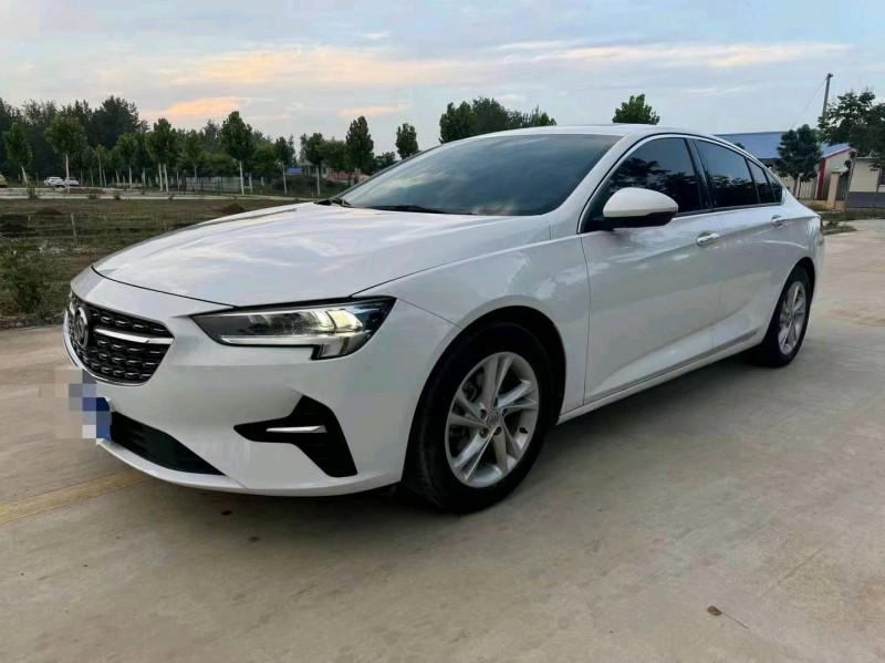 枣庄21年别克君威2