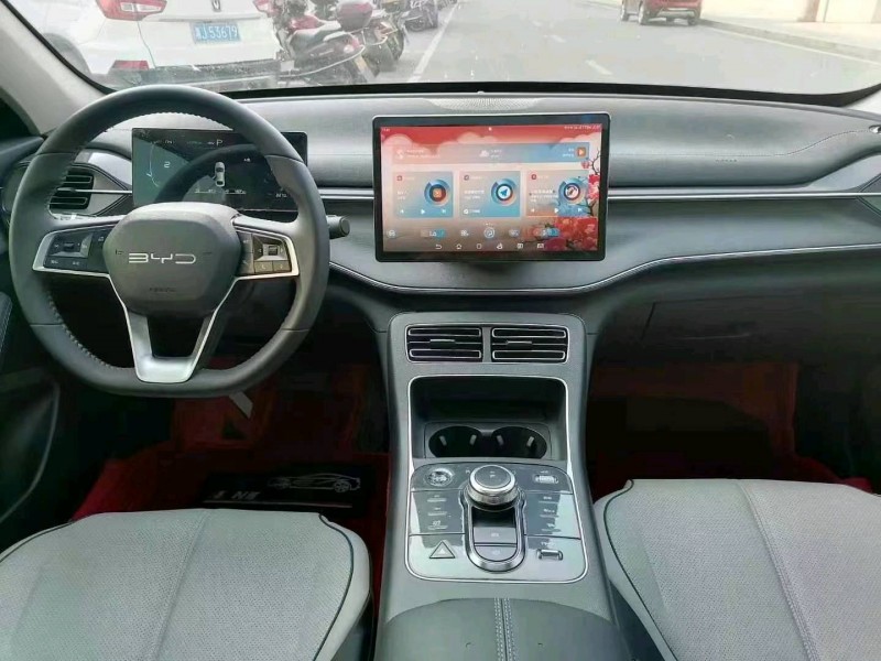 烟台24年比亚迪驱逐舰4