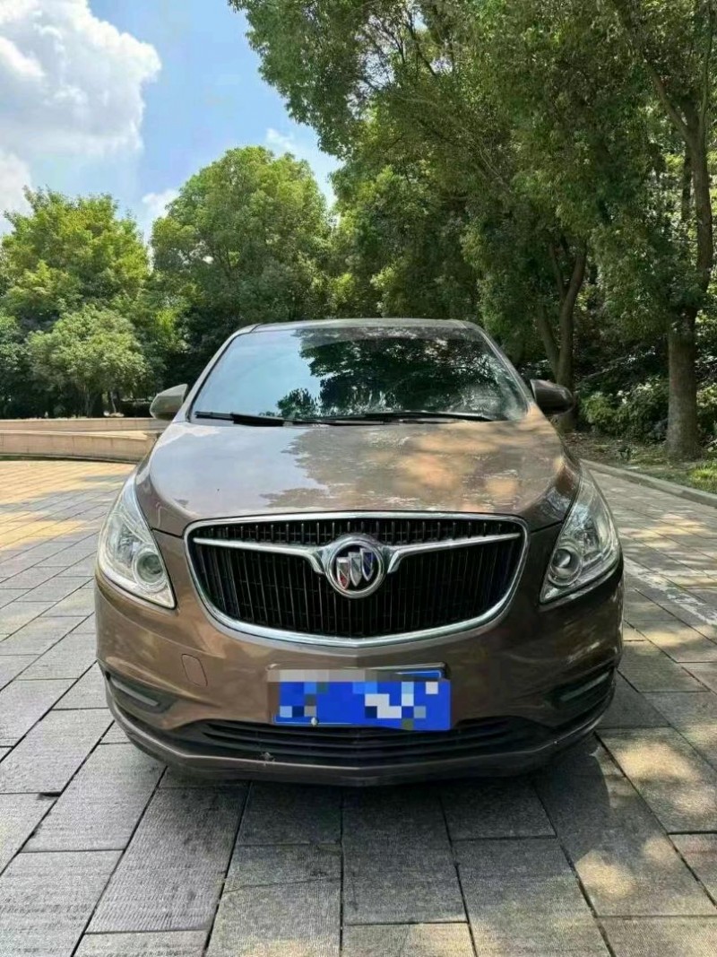 南通20年別克GL81