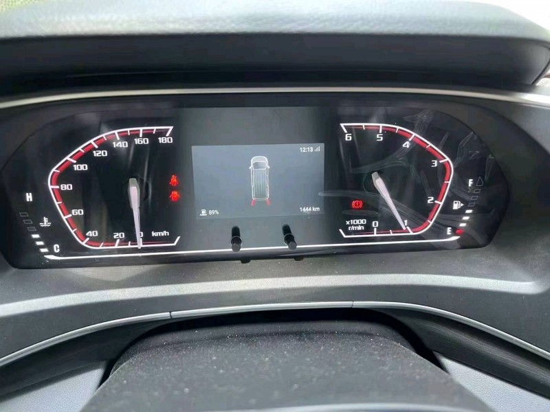 济宁24年大通V803