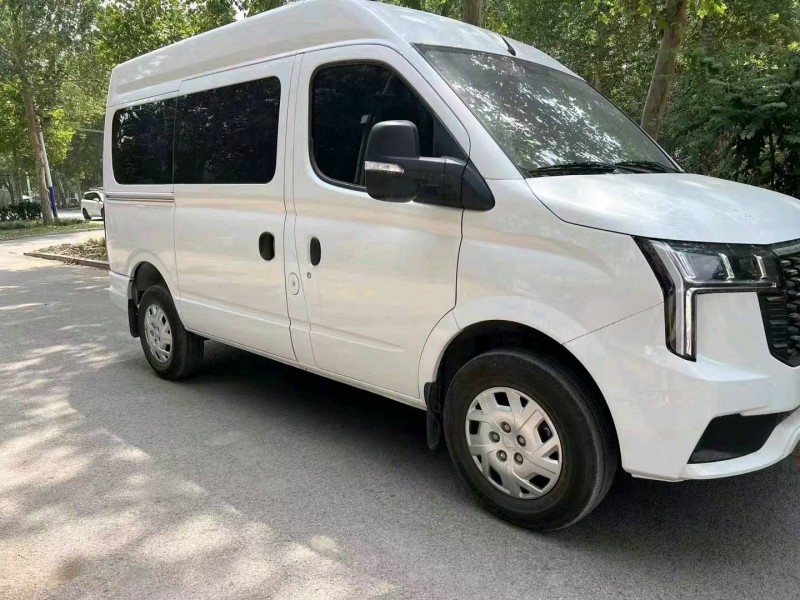 济宁24年大通V807
