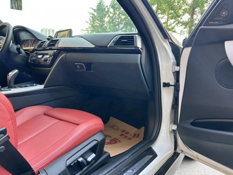 武汉17年宝马3系7