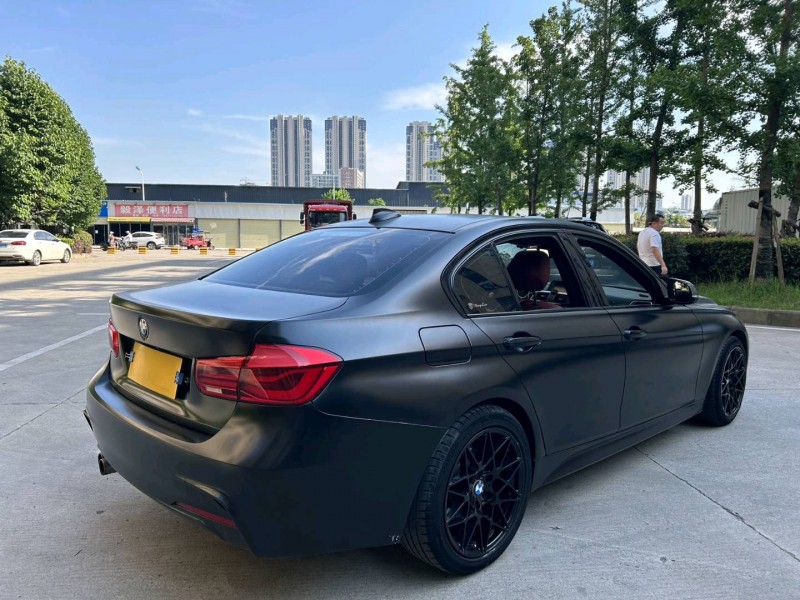 武汉17年宝马3系8