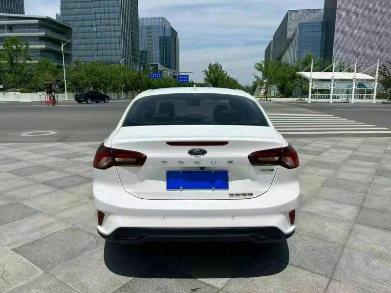 苏州22年福特福克斯5