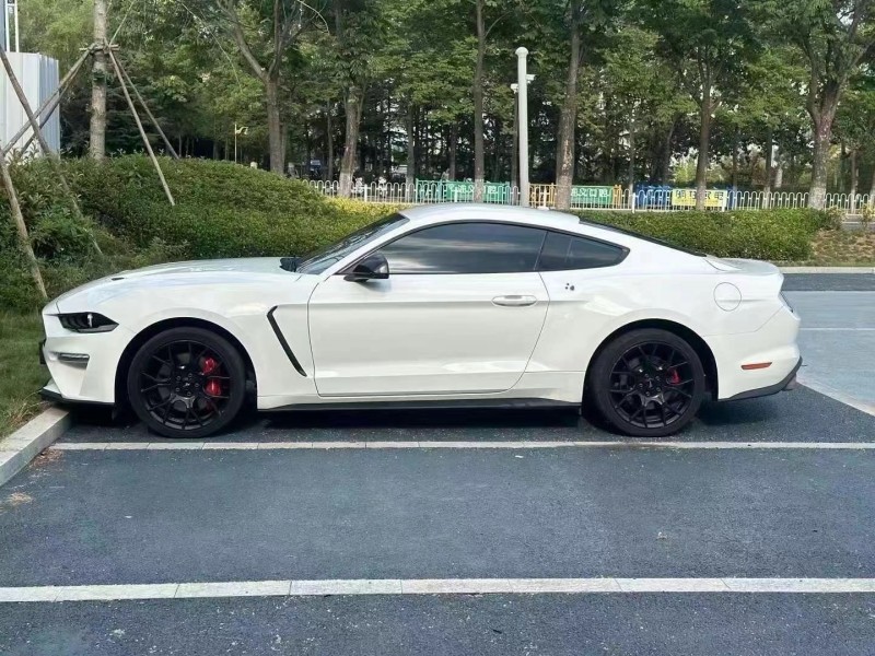 济宁19年福特野马7