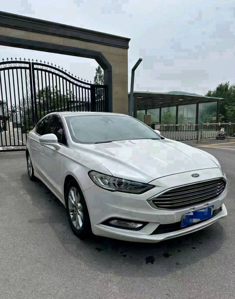 青岛17年福特蒙迪欧2