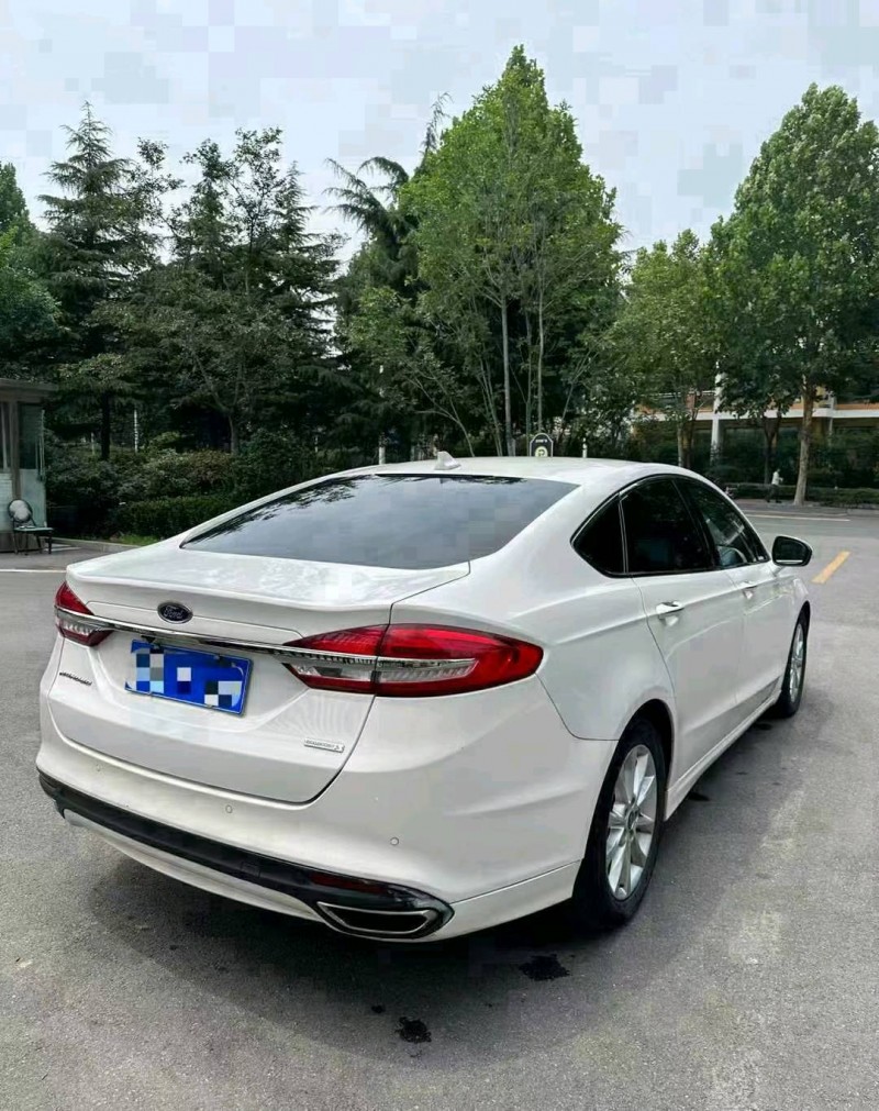 青岛17年福特蒙迪欧4