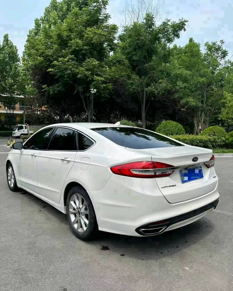 青岛17年福特蒙迪欧5