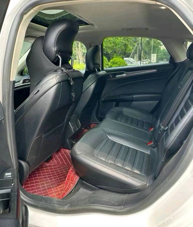 青岛17年福特蒙迪欧7