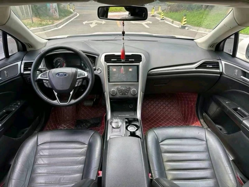 青岛17年福特蒙迪欧8