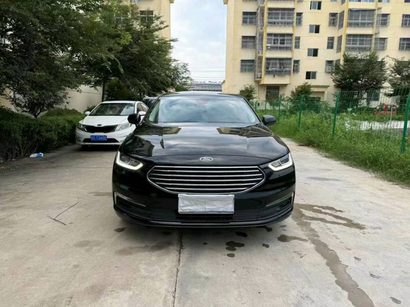 徐州21年福特金牛座1