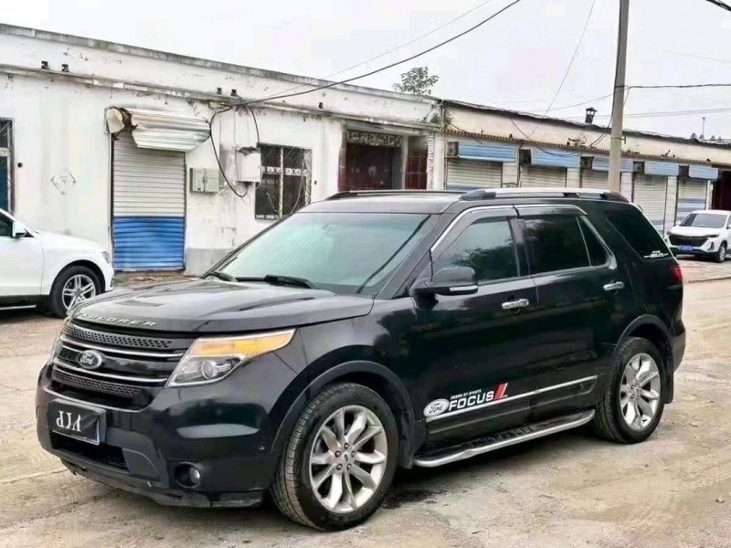 青岛14年福特探险者3