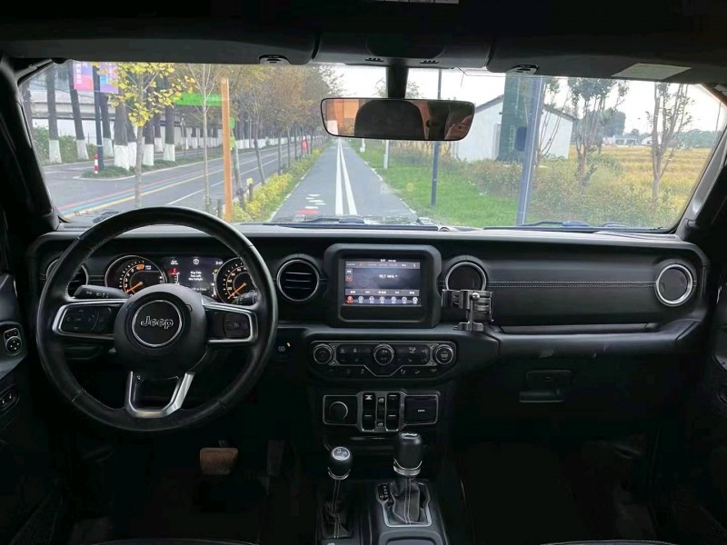 杭州19年Jeep牧馬人9