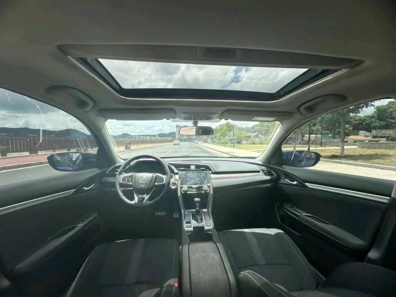 广州22年本田思域4