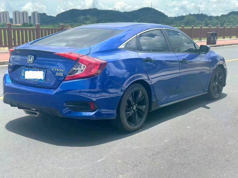 广州22年本田思域7