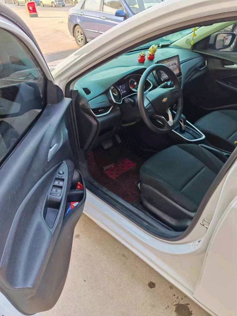 保定20年雪佛兰科沃兹7