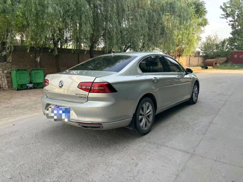 保定18年大众迈腾4