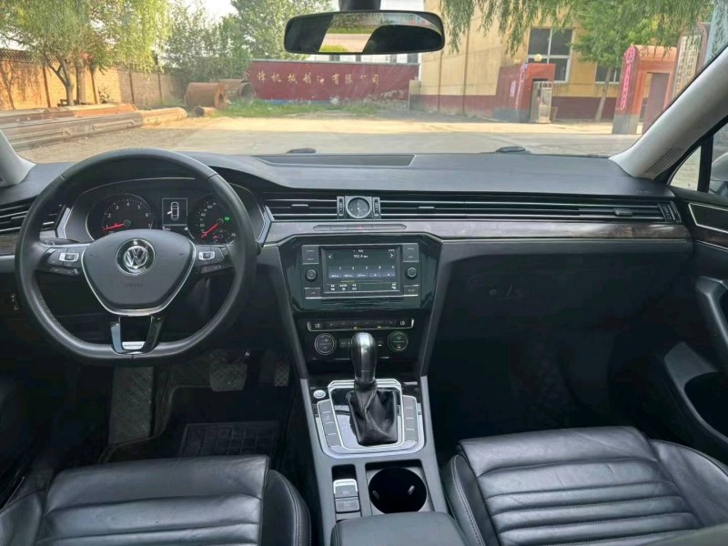 保定18年大众迈腾6