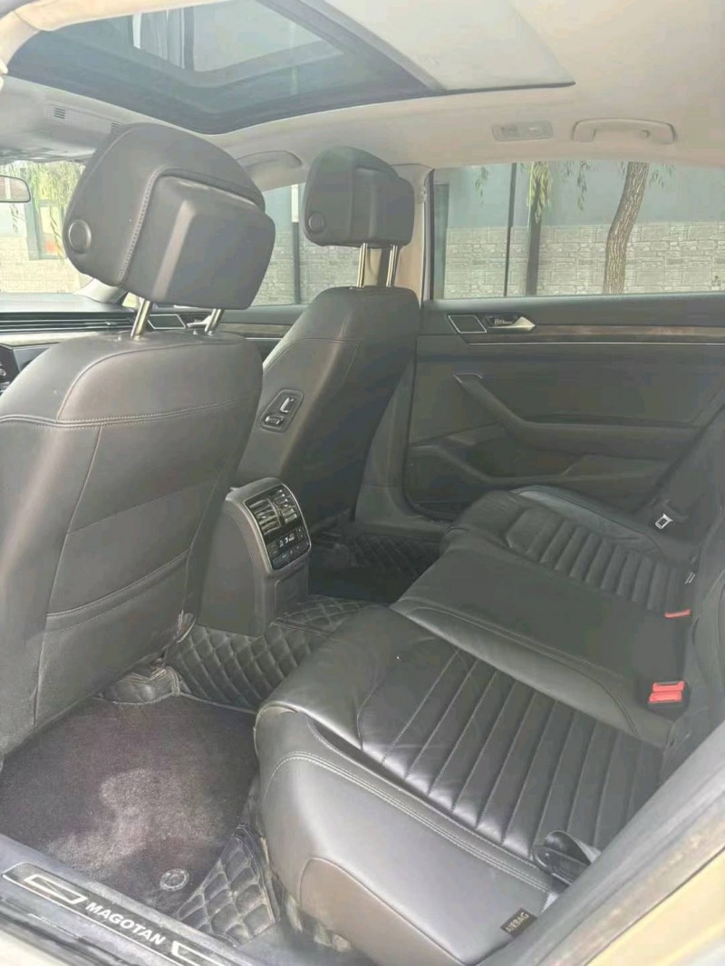 保定18年大众迈腾8