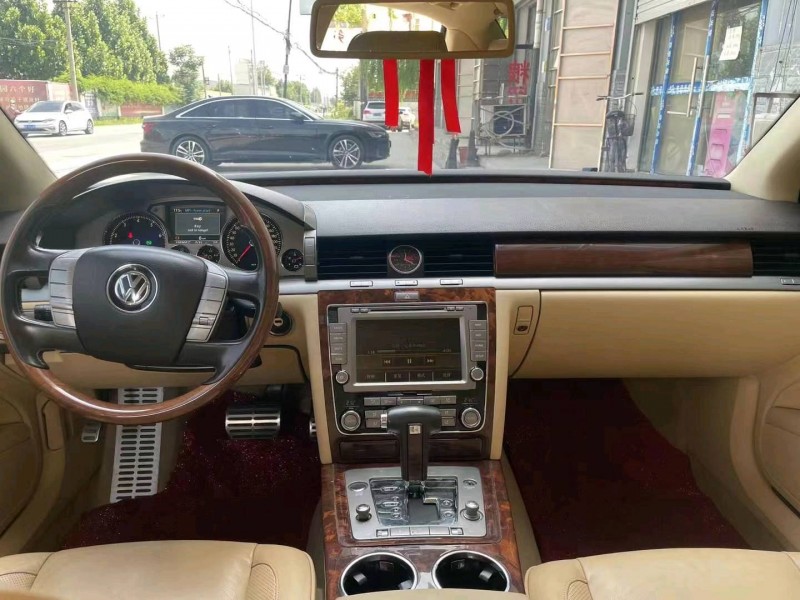 保定11年大众辉腾6