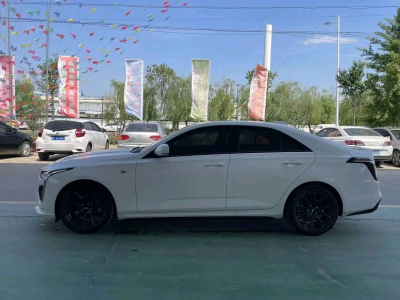 保定21年凯迪拉克CT43