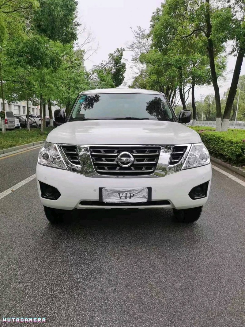 邵阳19年日产途乐1