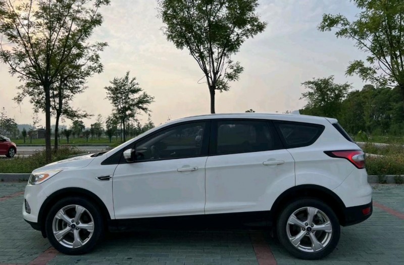 徐州17年福特翼虎2