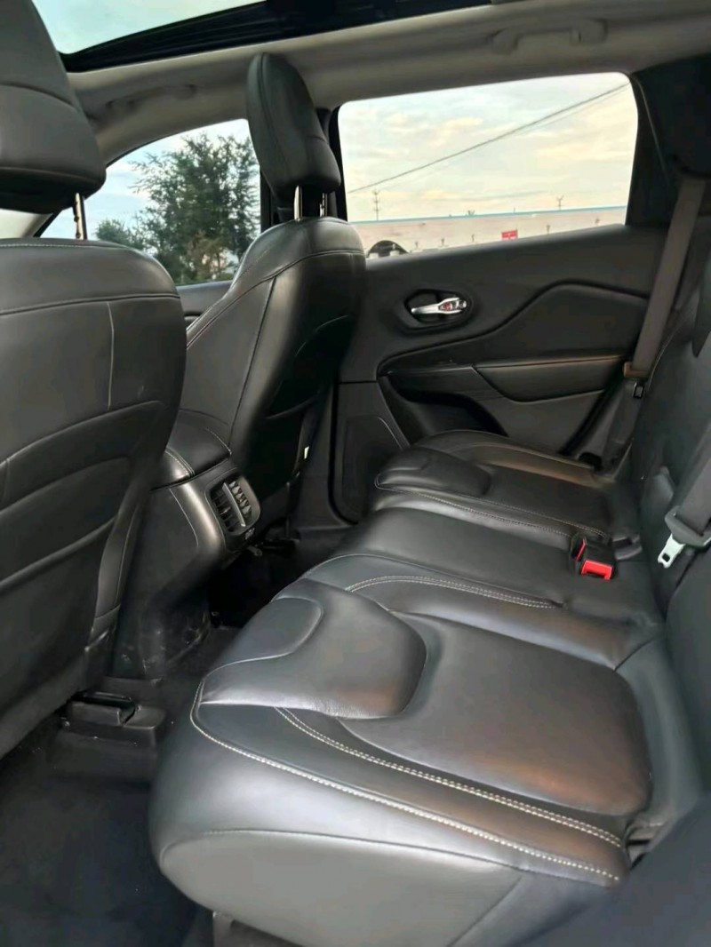 徐州19年Jeep自由光4