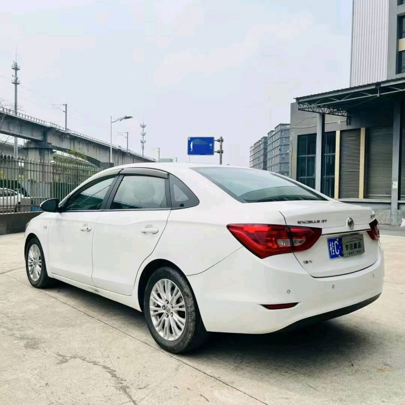 东莞17年别克英朗8