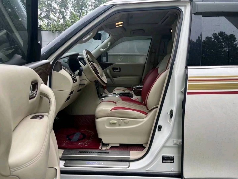 保定20年日产途乐5