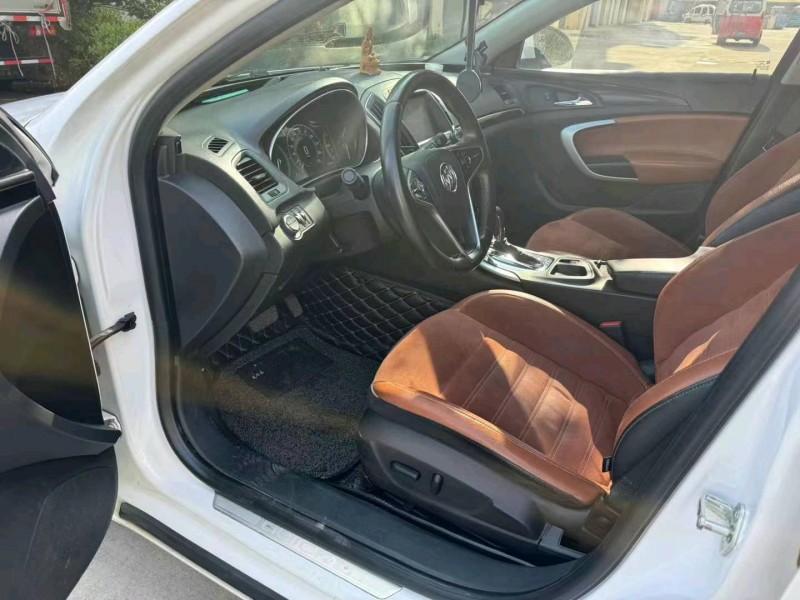 徐州15年别克君威4