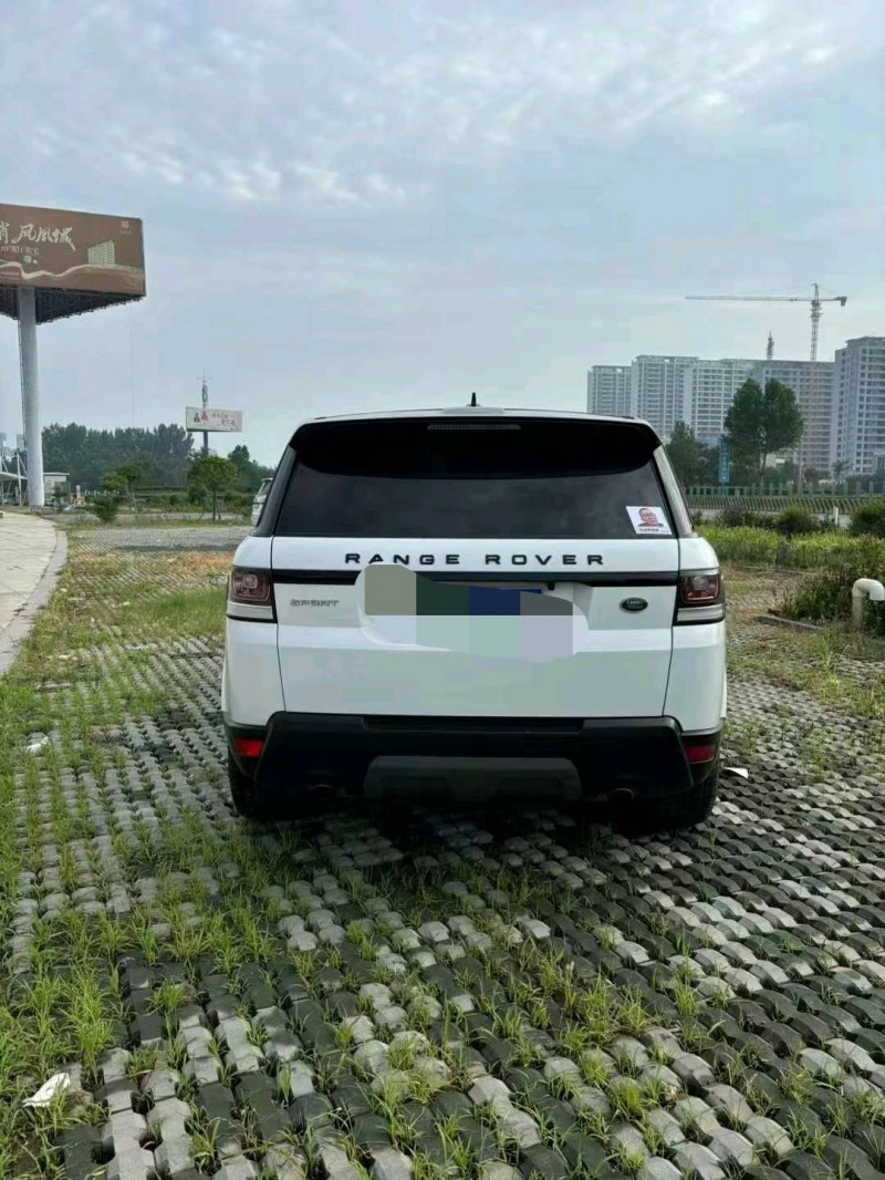 潍坊16年路虎揽胜运动3