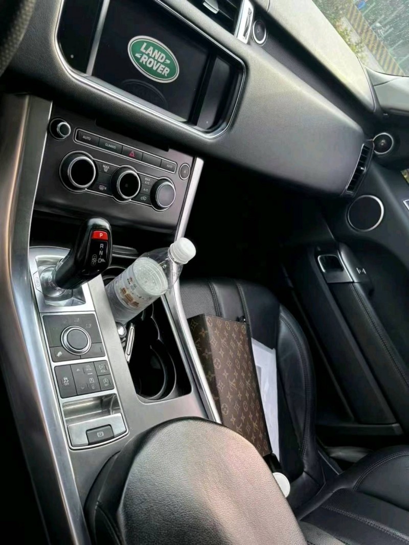 潍坊16年路虎揽胜运动9