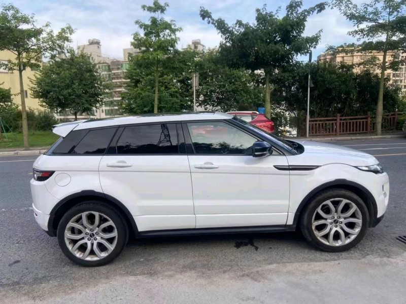 广州12年路虎极光4