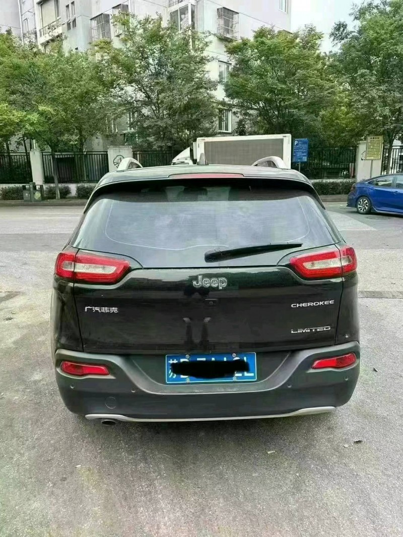 苏州20年Jeep自由光2