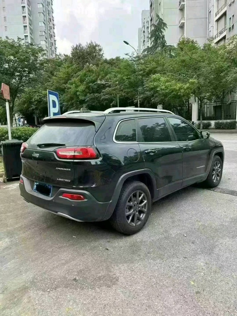 苏州20年Jeep自由光8