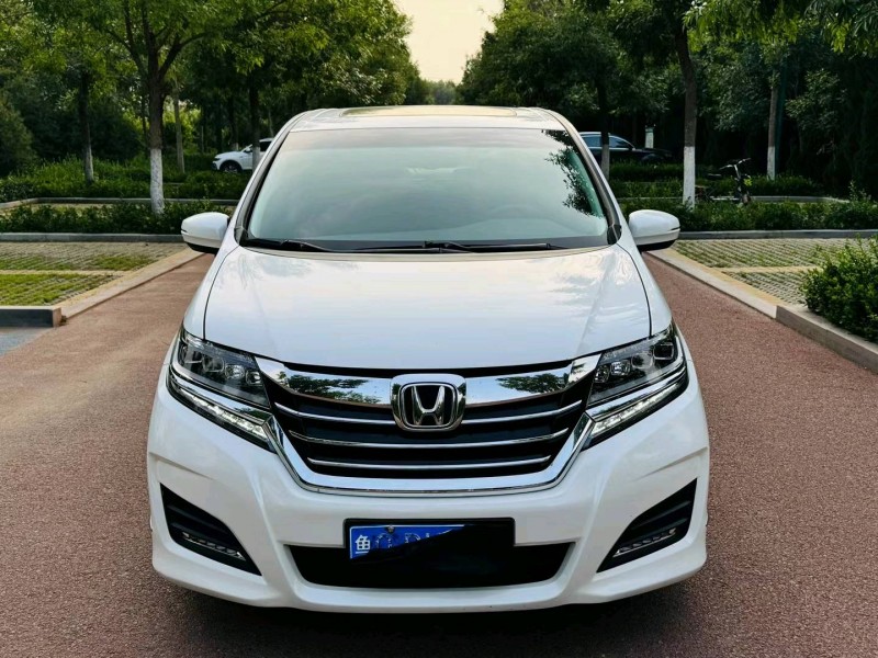 聊城18年本田艾力绅1