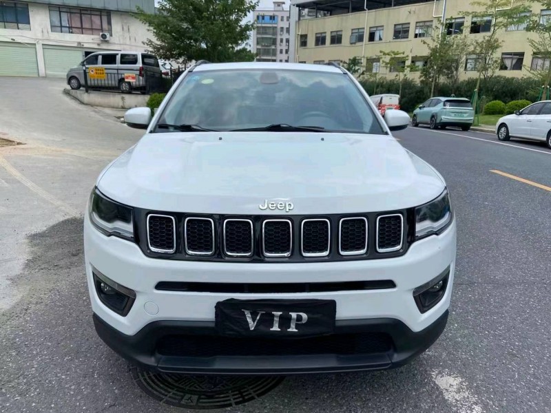 广州17年Jeep指南者1